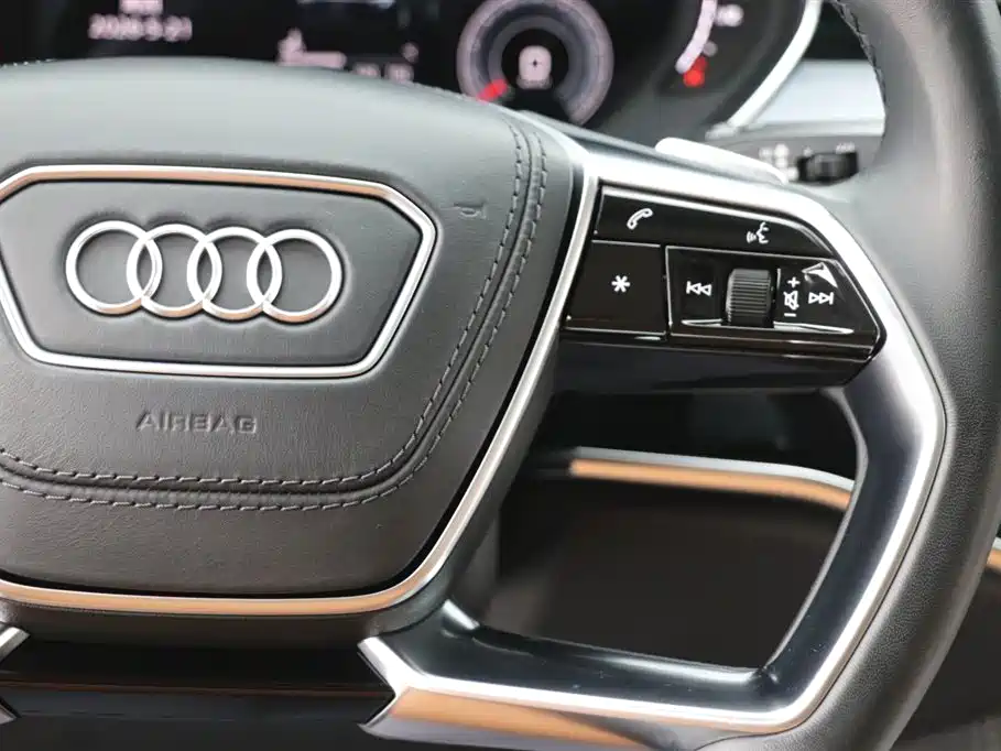Audi A8 2024 Model A8L 50 TFSI quattro Premium Selection фото 17