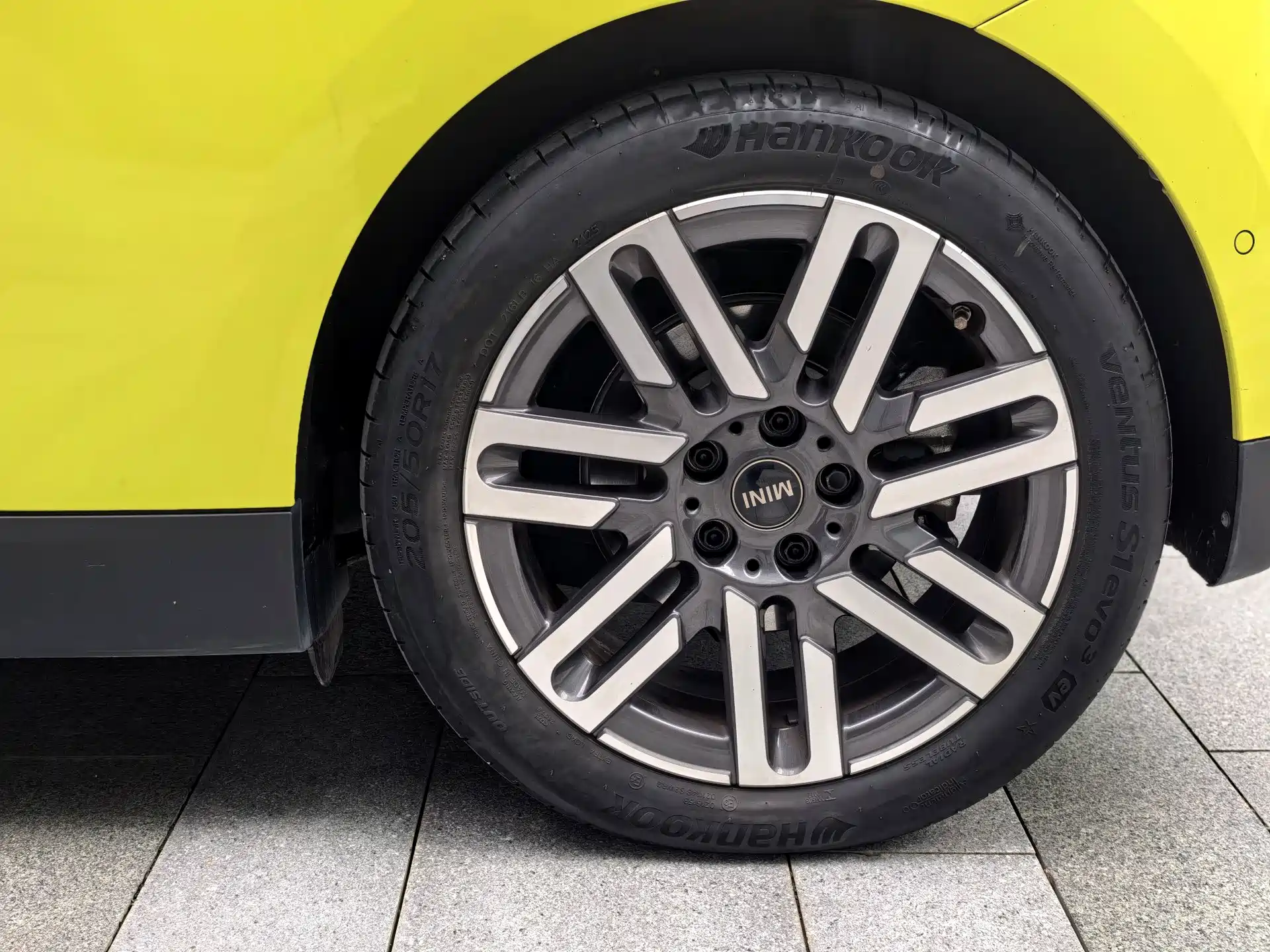 Фото 23 - MINI Electric MINI COOPER