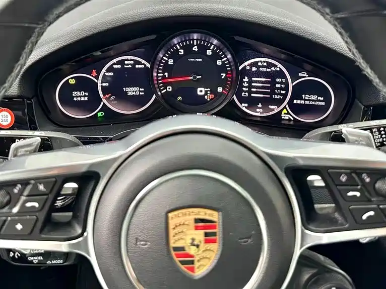 PORSCHE CAYENNE