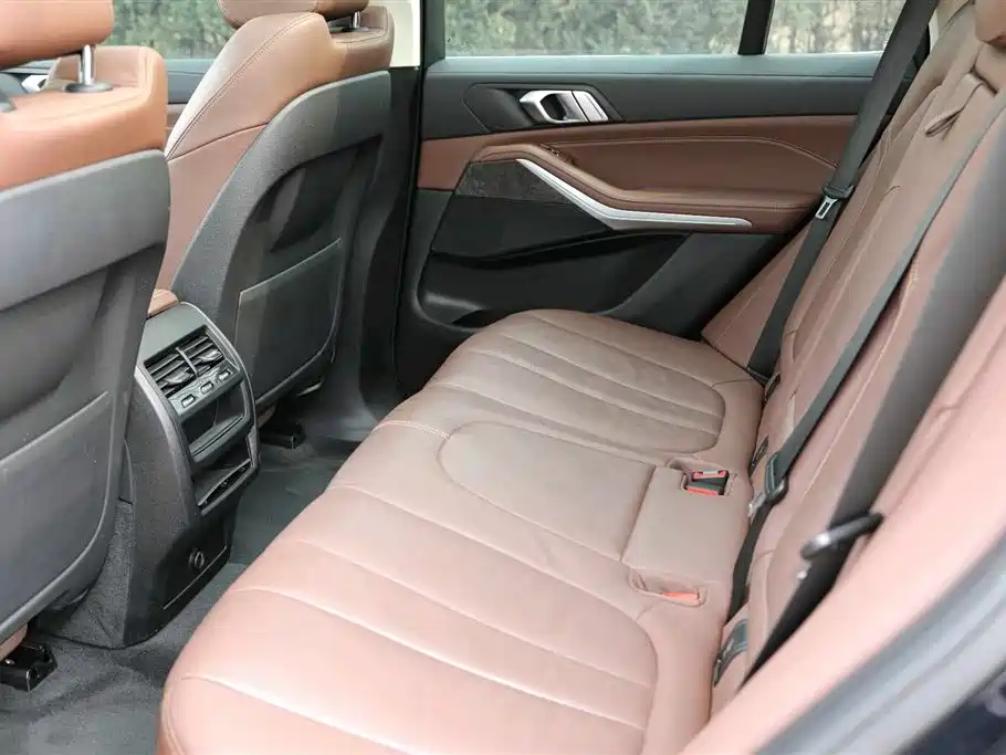 BMW X5 (IMPORTED)