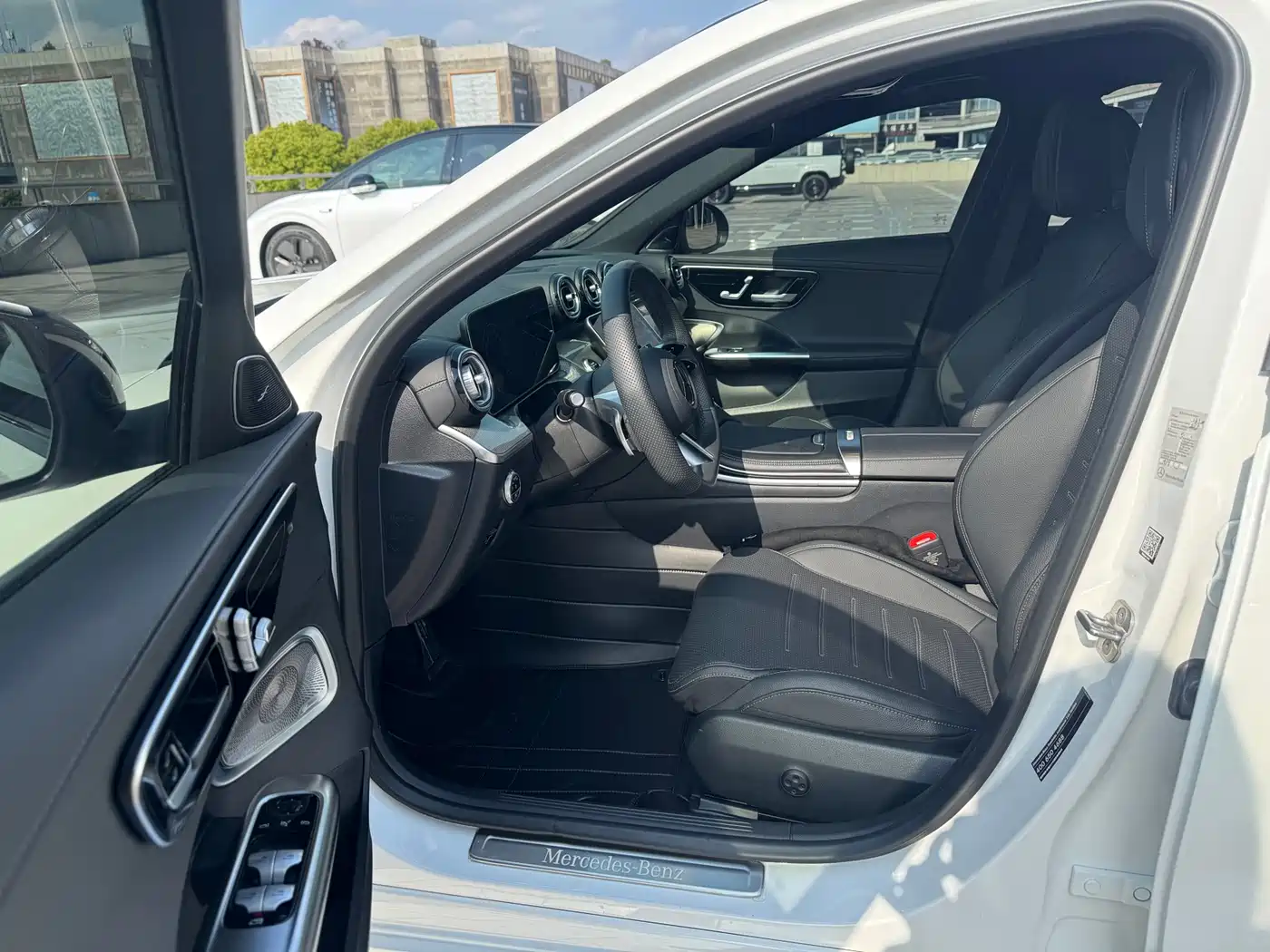 Mercedes-Benz C-Class 2024 Second Facelift C 260 L Night Edition Sport фото 9