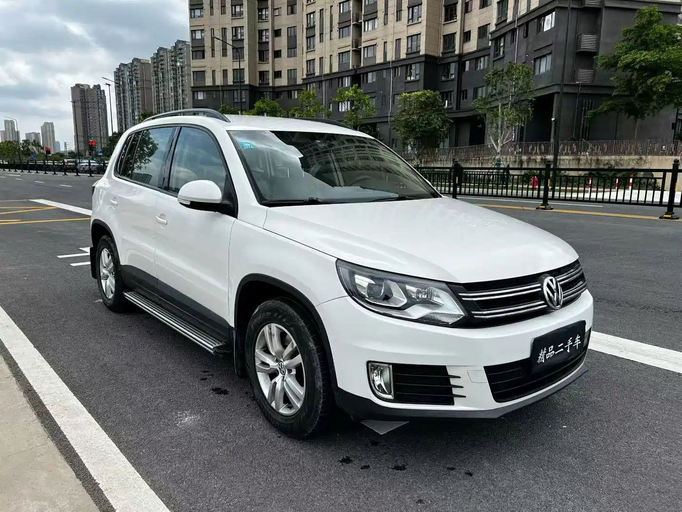 Volkswagen Tiguan 2015 1.8TSI Automatic 2WD Trendline фото 3