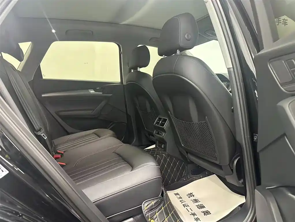 Audi Q5L 2021 40 TFSI Fashion Elegance фото 9