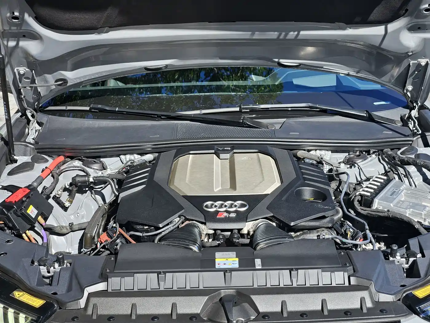 Audi RS 6 2024 2024 RS 6 4.0T Avant performance