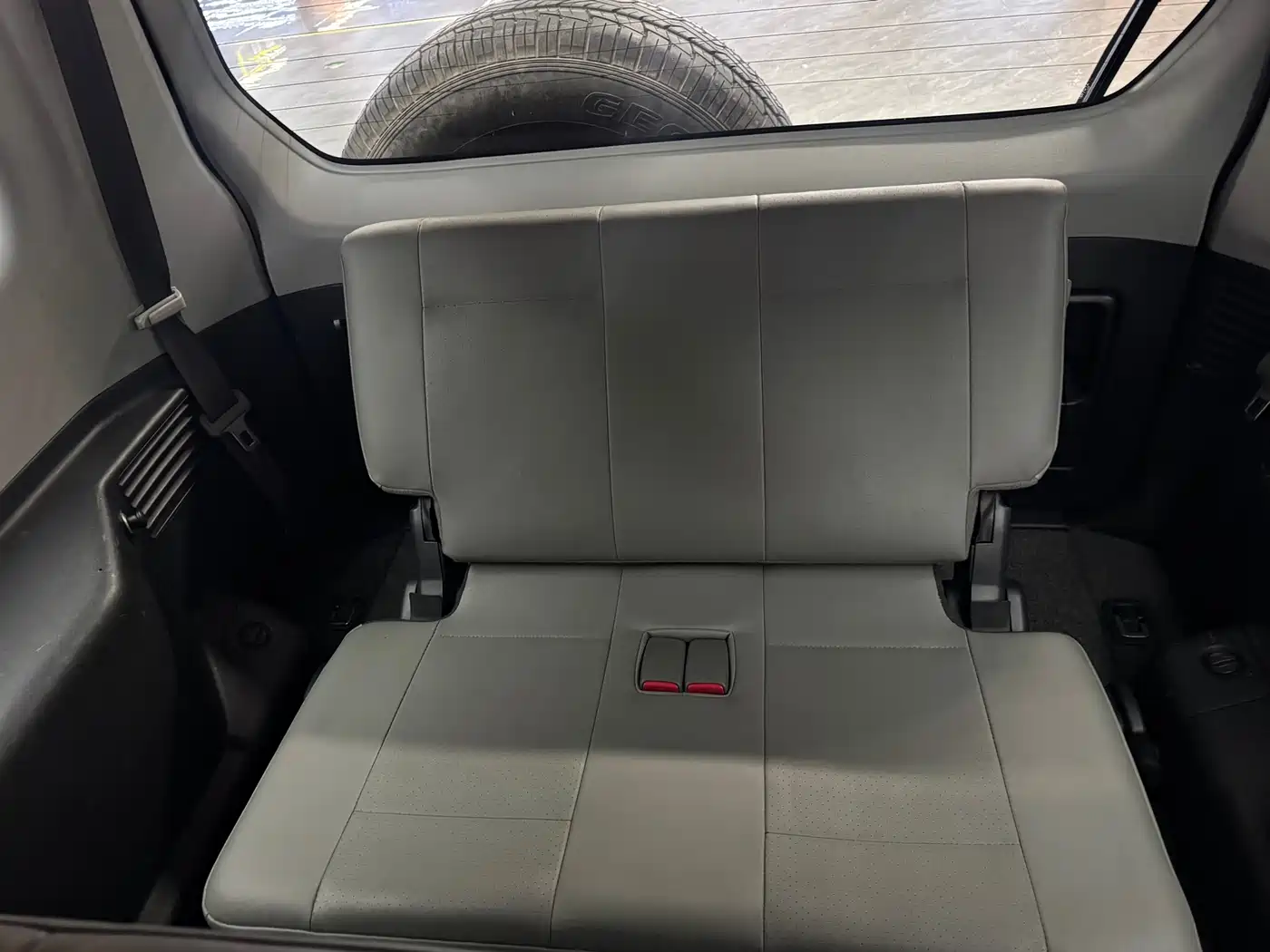 Mitsubishi Pajero 2005 2004 Model V73 3.0L GLS