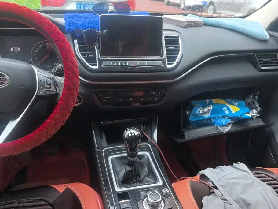 FAW Senya R9 2019 2018 Model 1.2T Manual Premium Smart Joy Edition