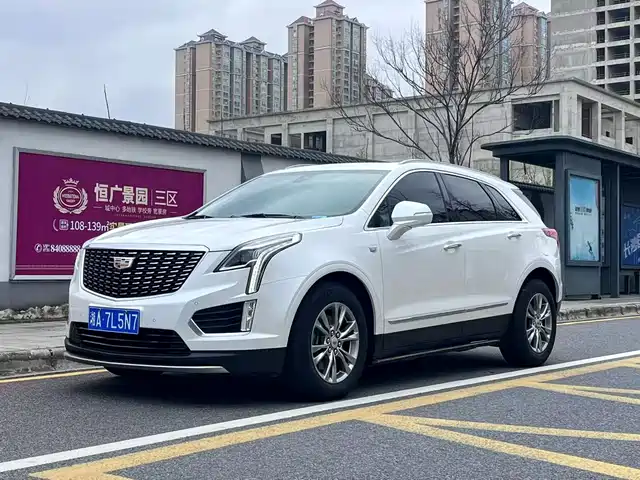 CADILLAC XT5