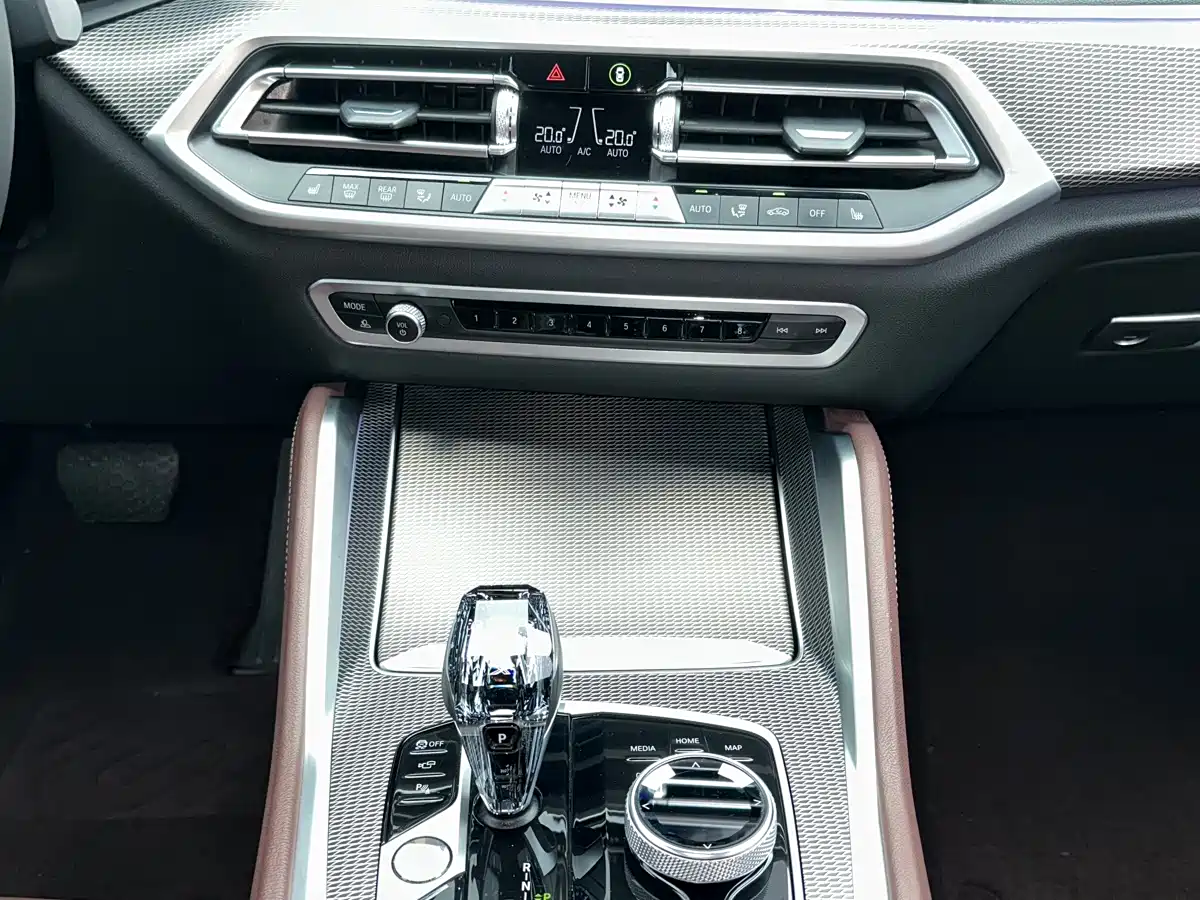 BMW X6 2023 2022 Model Year Facelift II xDrive40i M Sport Package