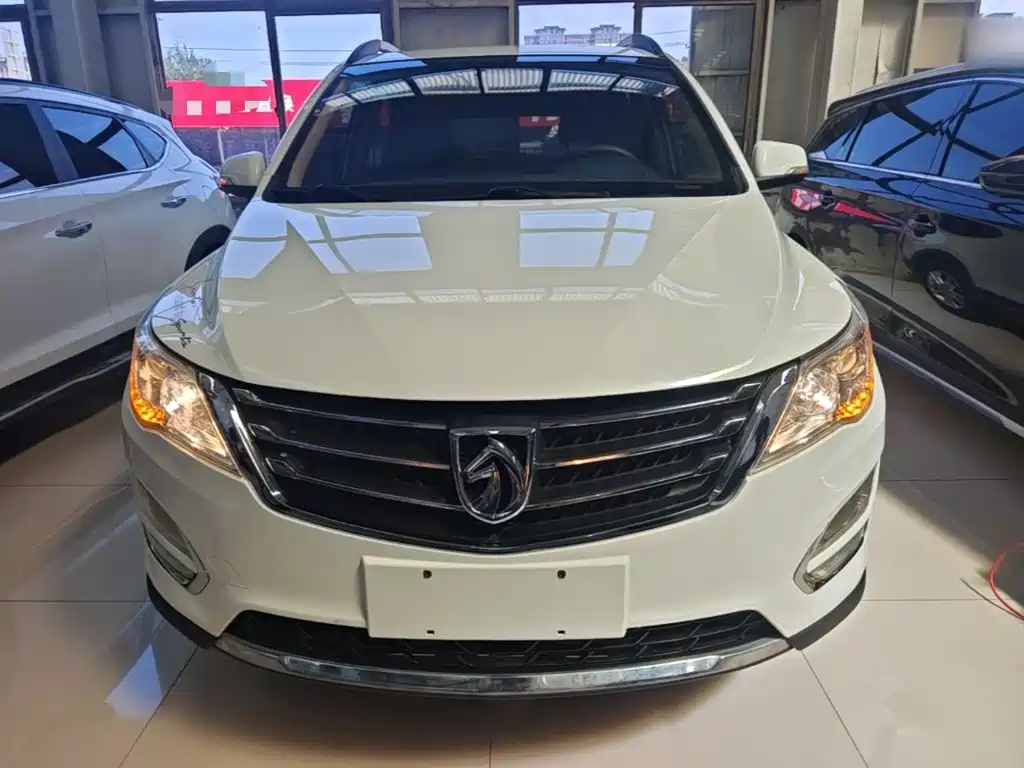 Фото 3 - Baojun 560