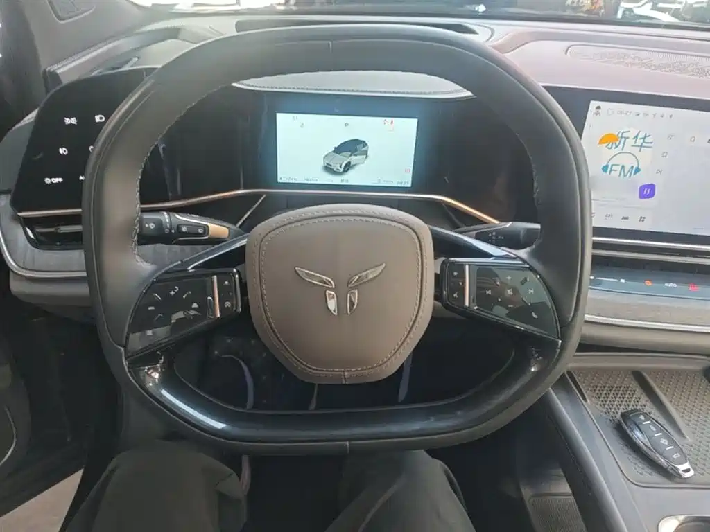 Hongqi Tian Gong 08 2025 680 AWD Smart Selection Edition фото 11