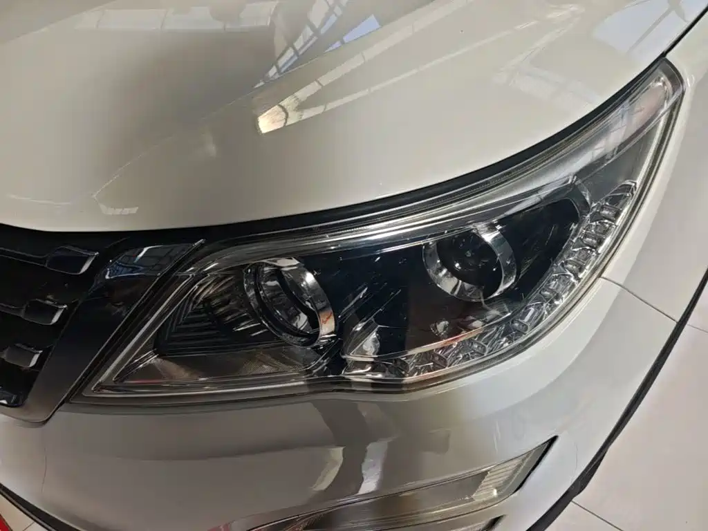 Фото 24 - Baojun 560