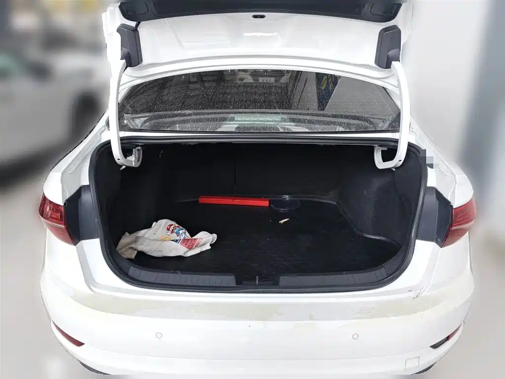 Volkswagen Sagitar 2019 200TSI DSG Fashion Edition China VI фото 10