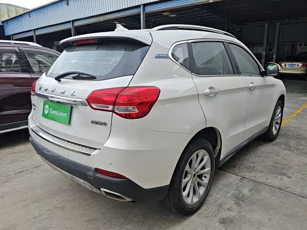 Фото 7 - Haval H2