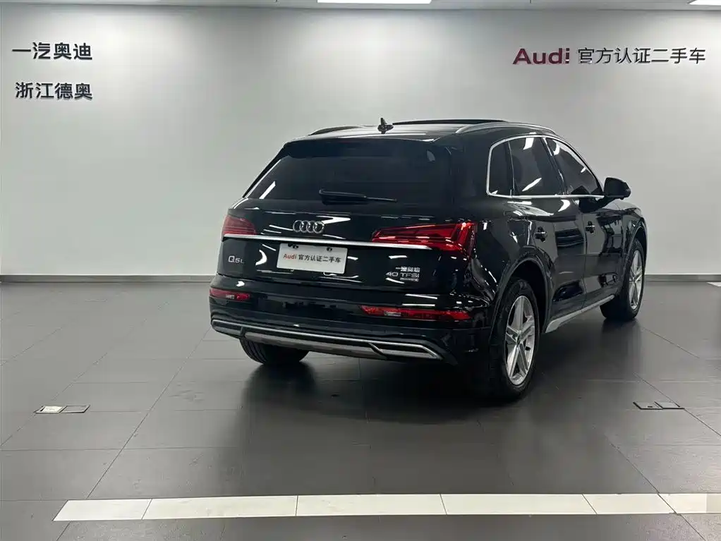 Audi Q5L 2021 40 TFSI Fashion Elegance фото 4