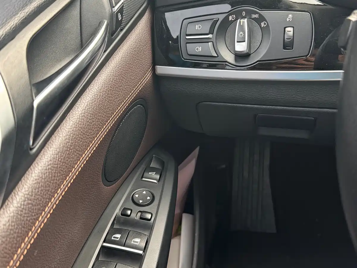 BMW X4 2014 xDrive20i X Design Package фото 12