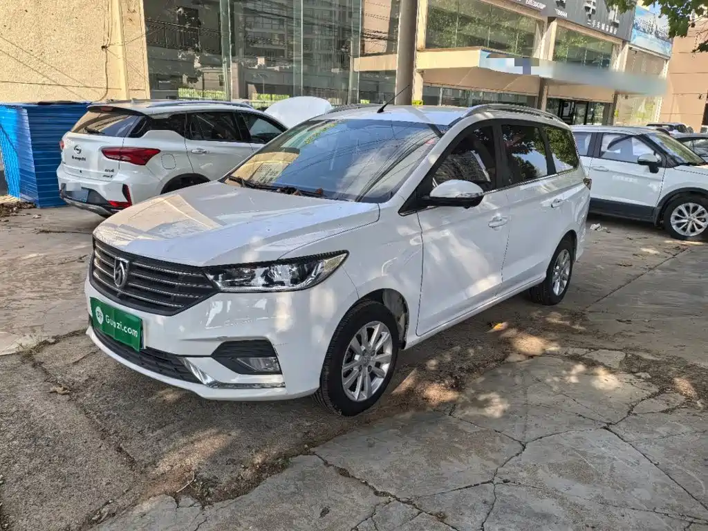 Baojun 360 2019 2018 1.5L Automatic Elite (China V)