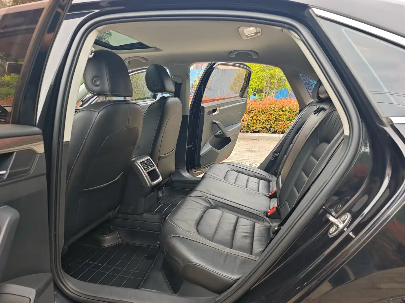 Volkswagen Passat 2017 330TSI DSG Prestige фото 13