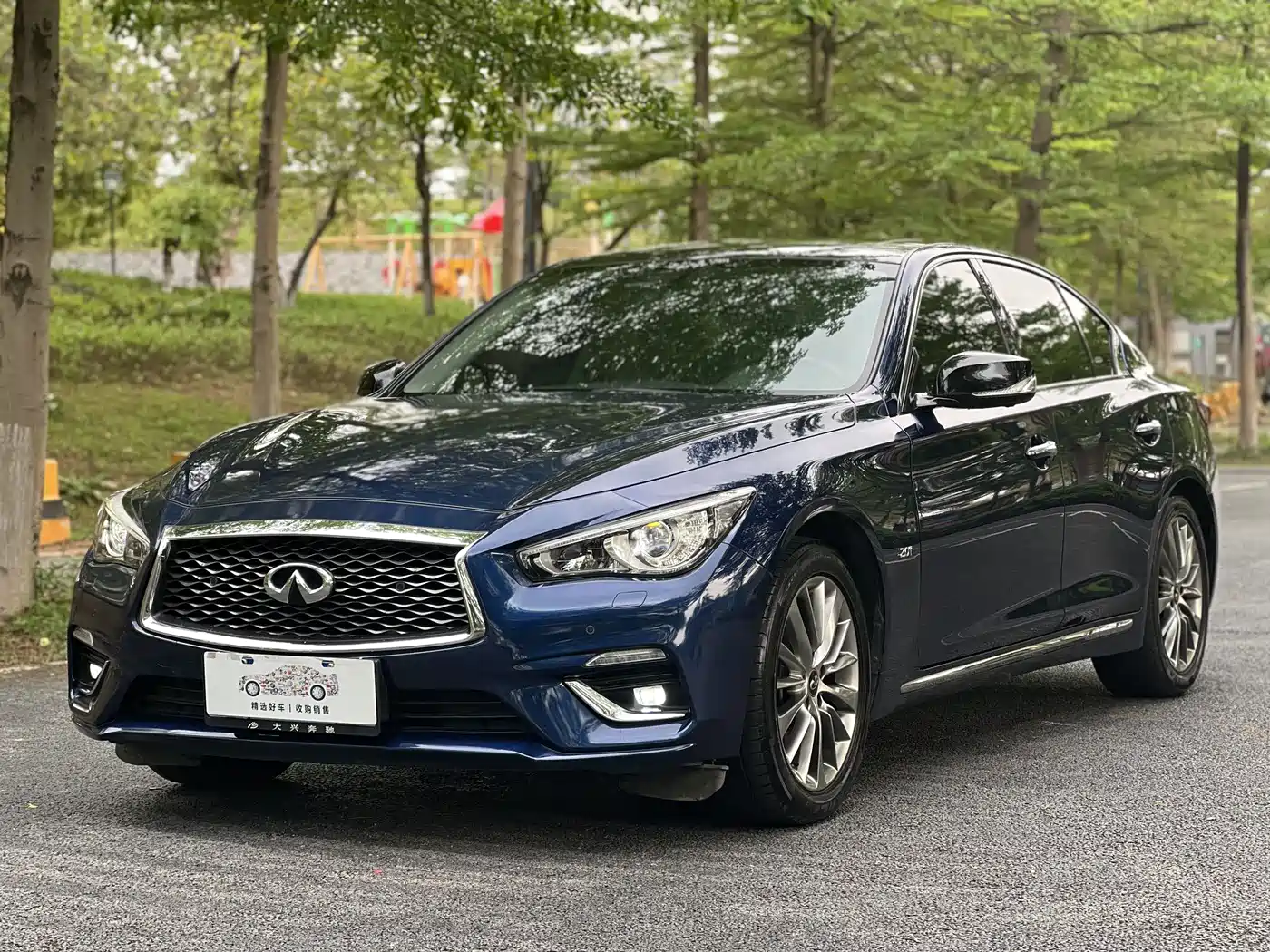 Infiniti Q50L 2018 2.0T Premium Edition (China VI)