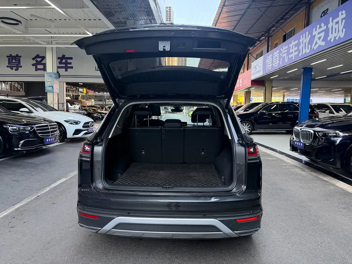 Фото 20 - Volkswagen Tayron