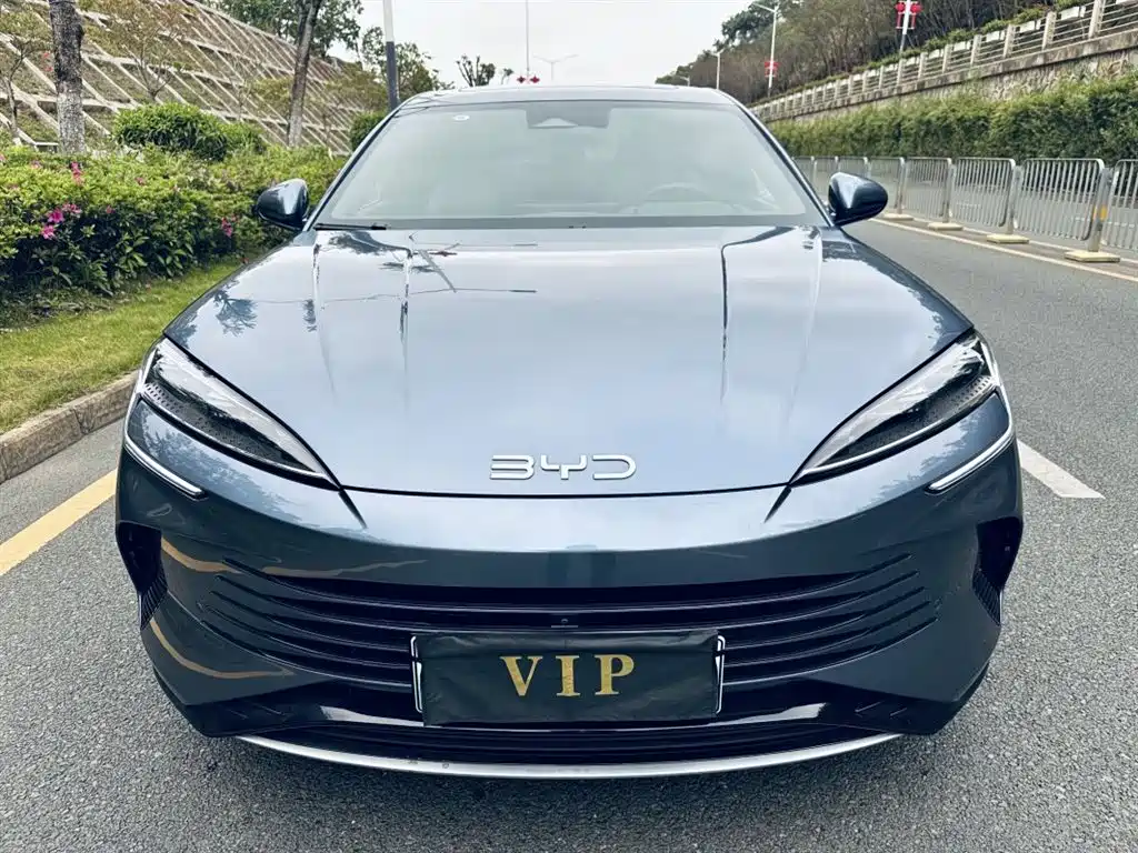BYD SEAL 07 DM I