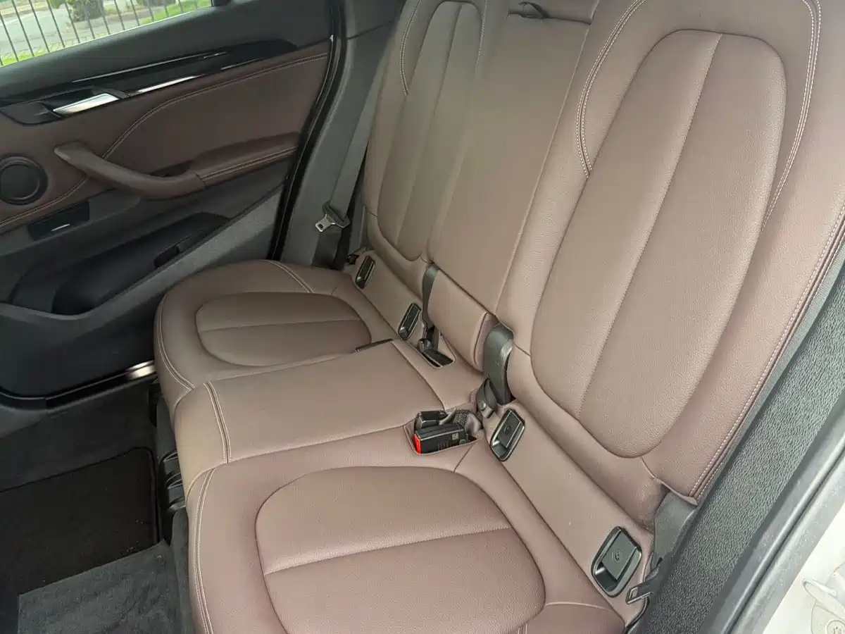 BMW X1 2020 sDrive20Li Fashion Model фото 14