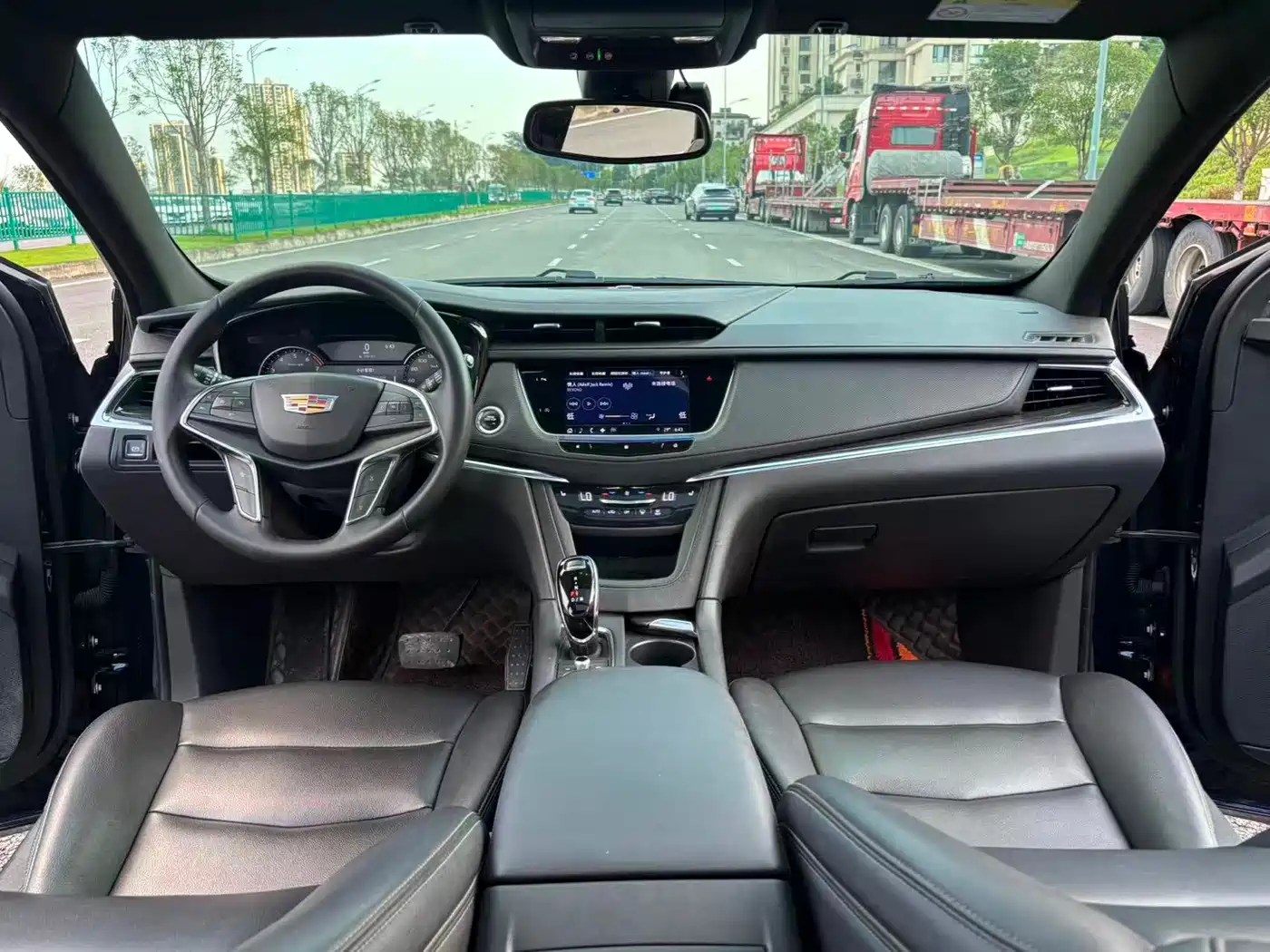 Cadillac XT5 2021 28T 4WD Luxury фото 6