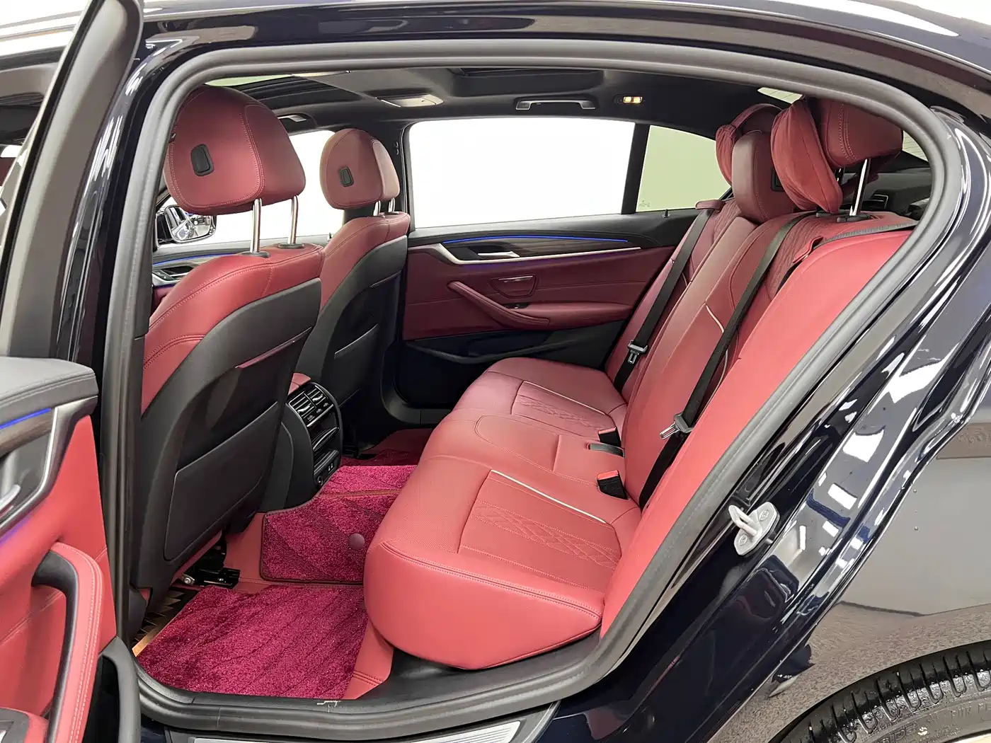 BMW 5 Series 2022 Facelift 530Li Leading M Sport Package фото 14