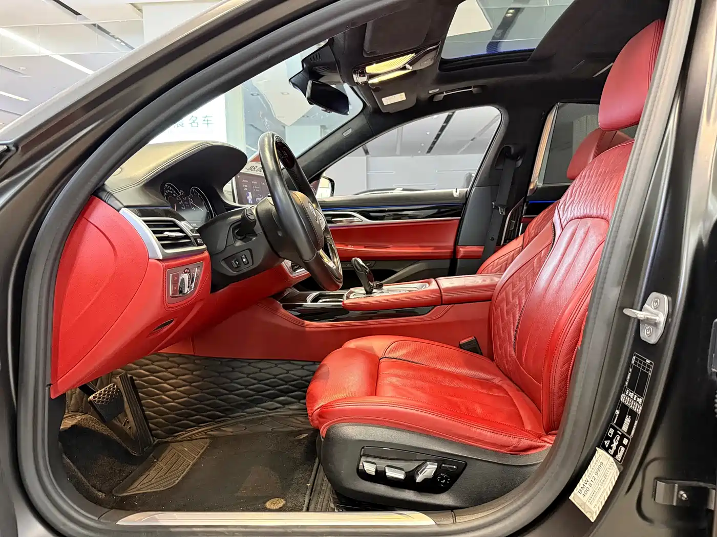 BMW 7 Series 2018 740Li xDrive Premium Type Excellence Package фото 11