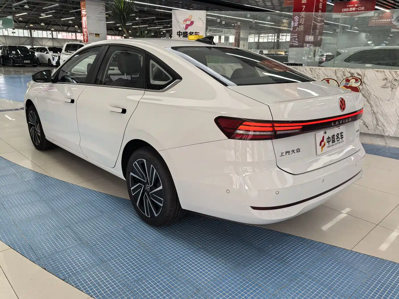 Volkswagen Lavida 2025 PRO 1.5T фото 5