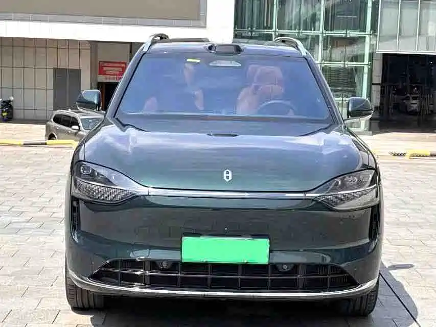 AITO Wenjie AITO M9 2024 Range Extender Ultra 52kWh 6-seater фото 2