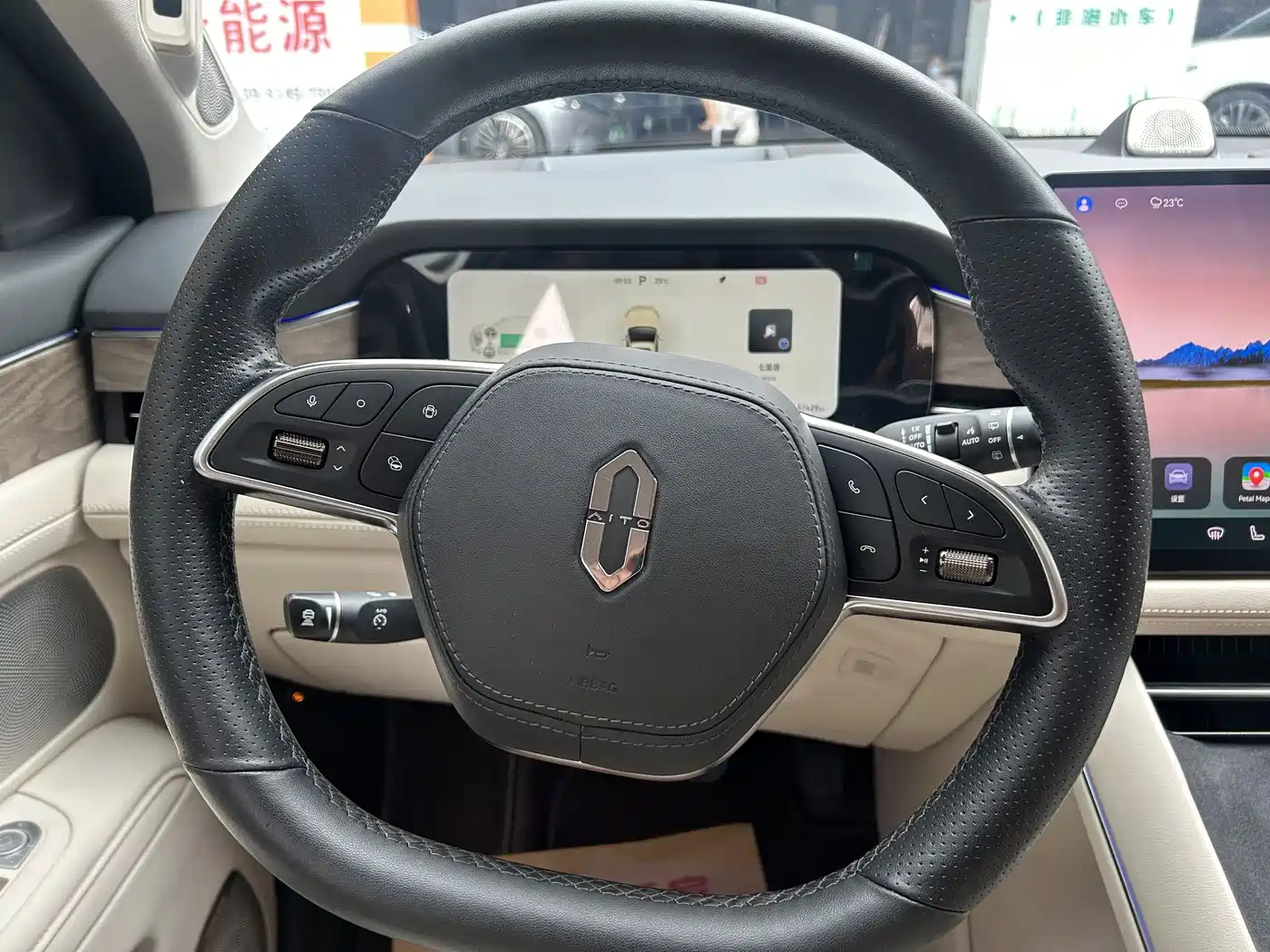 AITO Wenjie AITO M7 2022 1.5T AWD Luxury Edition фото 9