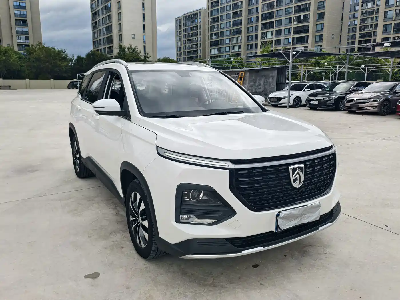 Baojun 530 2021 2021 Global Anniversary Edition 1.5T CVT Luxury 7-seater