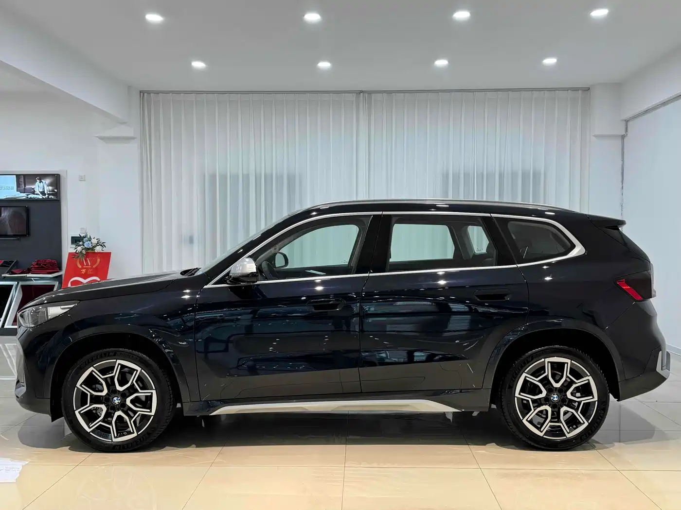 BMW X1 2024 sDrive25Li M Sport Package фото 7