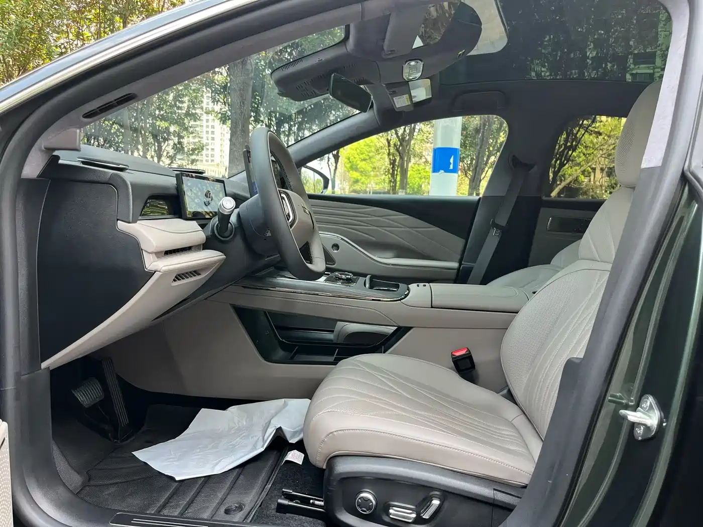 GEELY GALAXY GALAXY SPARKLE 8