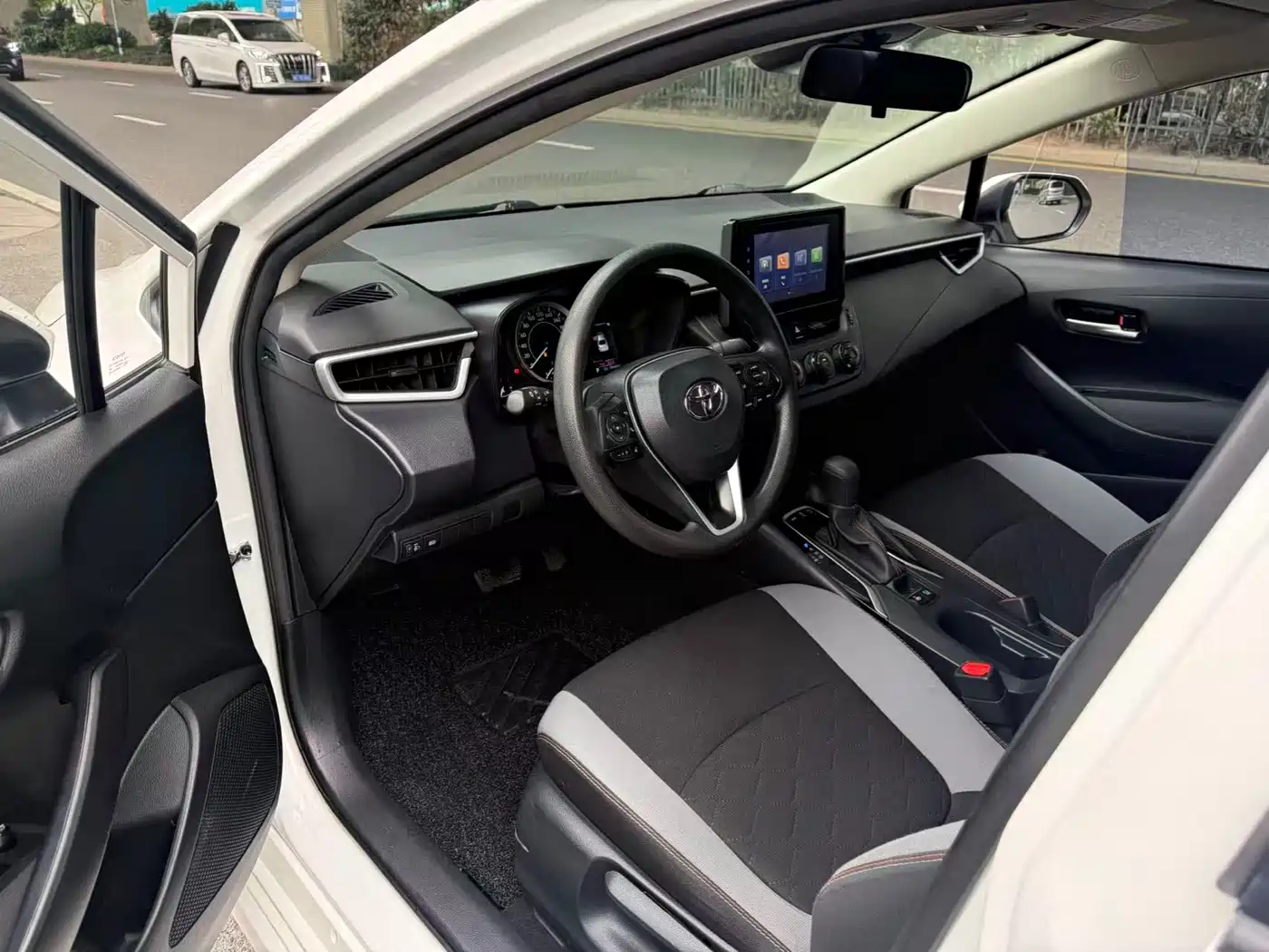 Toyota Corolla 2023 1.2T Elite Edition фото 5