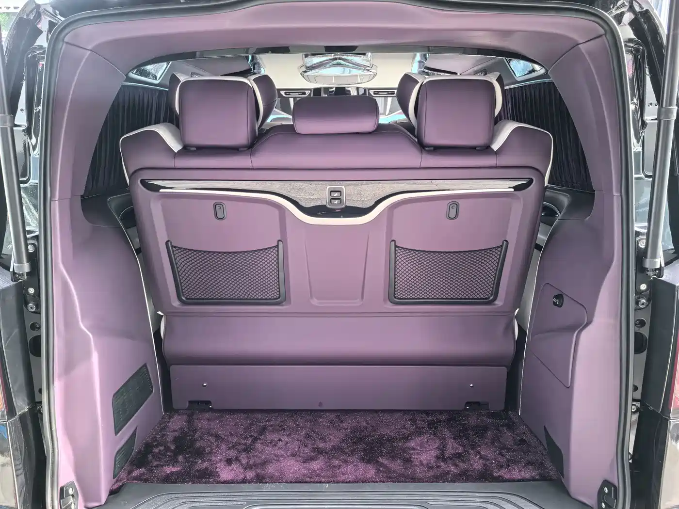 Mercedes-Benz Vito 2023 2.0T Business 7-Seater фото 26