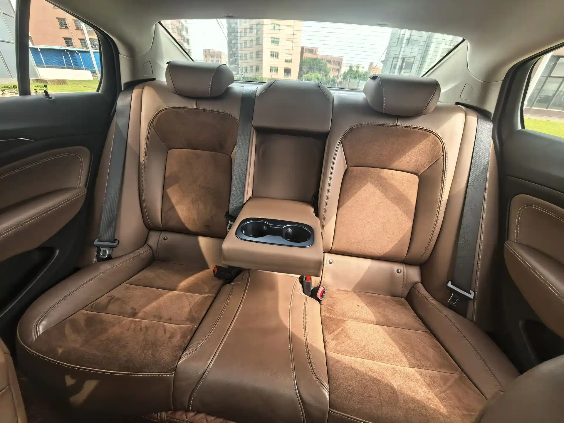 Фото 16 - Buick Regal