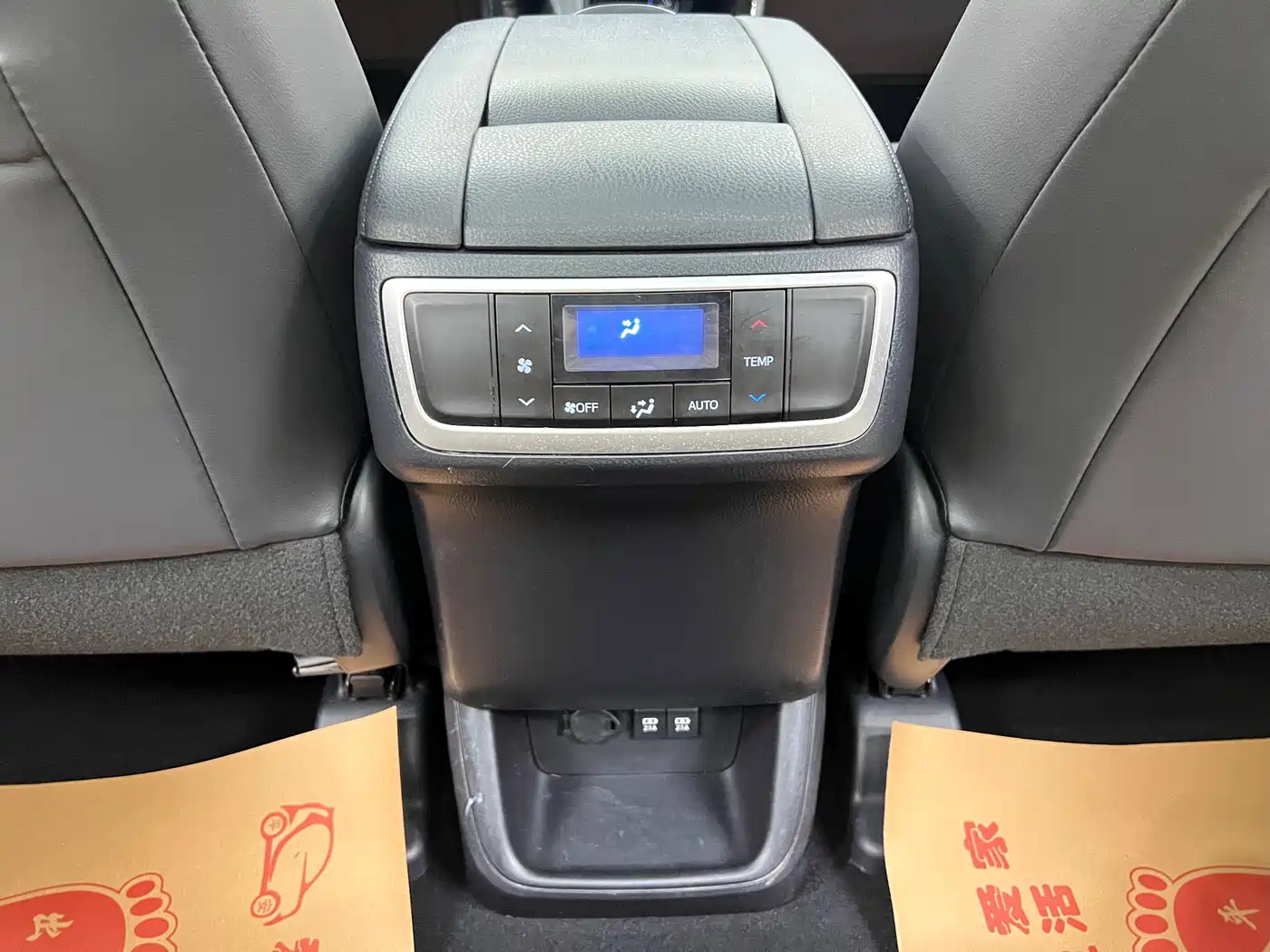 Toyota Highlander 2021 2.0T AWD Luxury 7-Seater фото 14