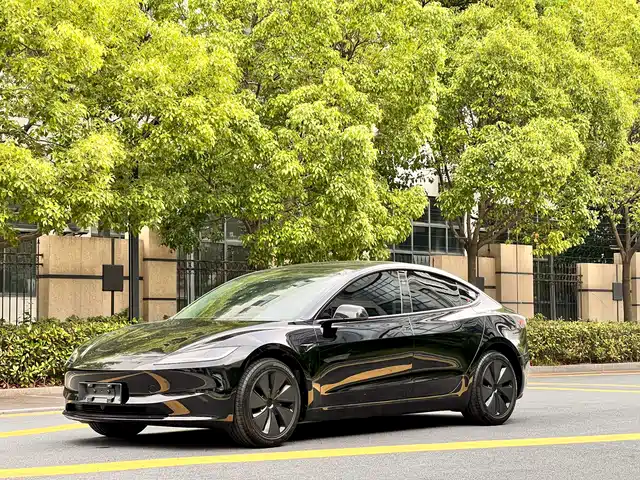 tesla model-3