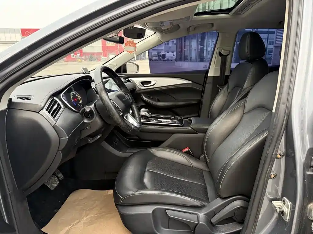 Roewe i6 MAX EV 2020 2020 Model 1.5T PHEV Cool Edition