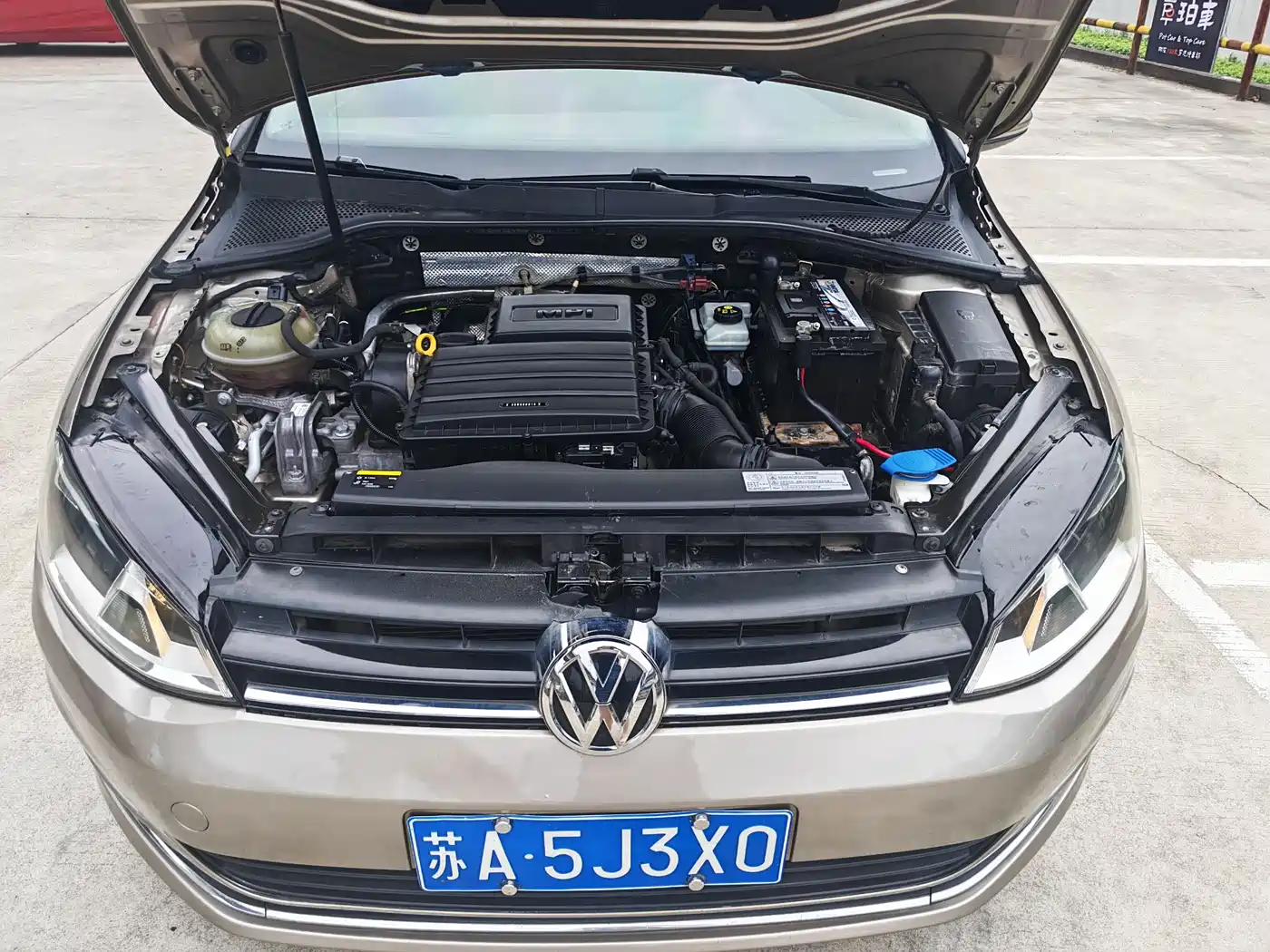 Volkswagen Golf 2016 1.6L Automatic Comfort фото 19