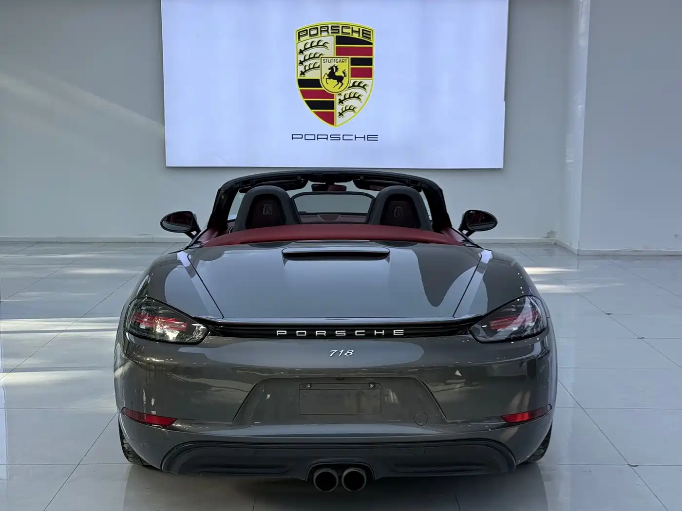 Porsche 718 2016 Boxster 2.0T фото 5