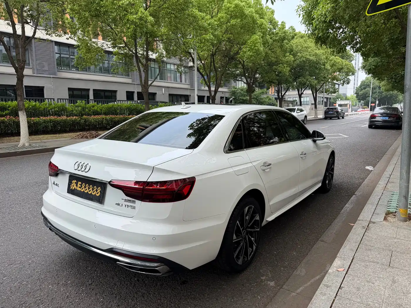 Audi A4L 2022 40 TFSI Fashion Elegance фото 20