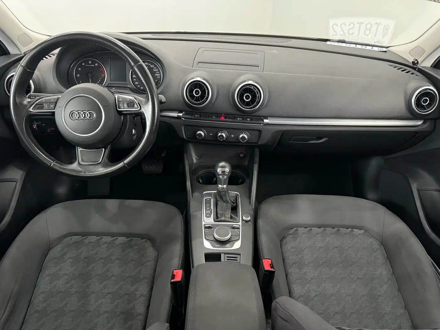 Audi A3 2016 Sportback 35 TFSI Leadership фото 12