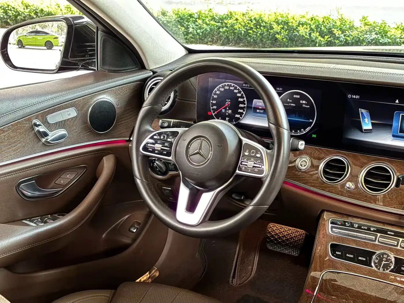 Mercedes-Benz E-Class 2019 E 200 L фото 4