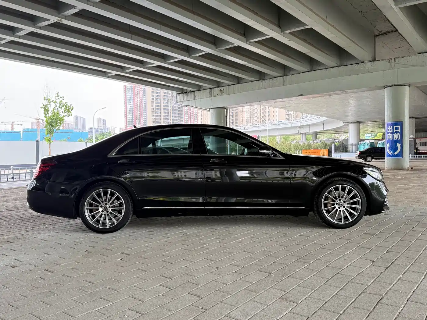 Mercedes-Benz S-Class 2014 S 320 L Business фото 4