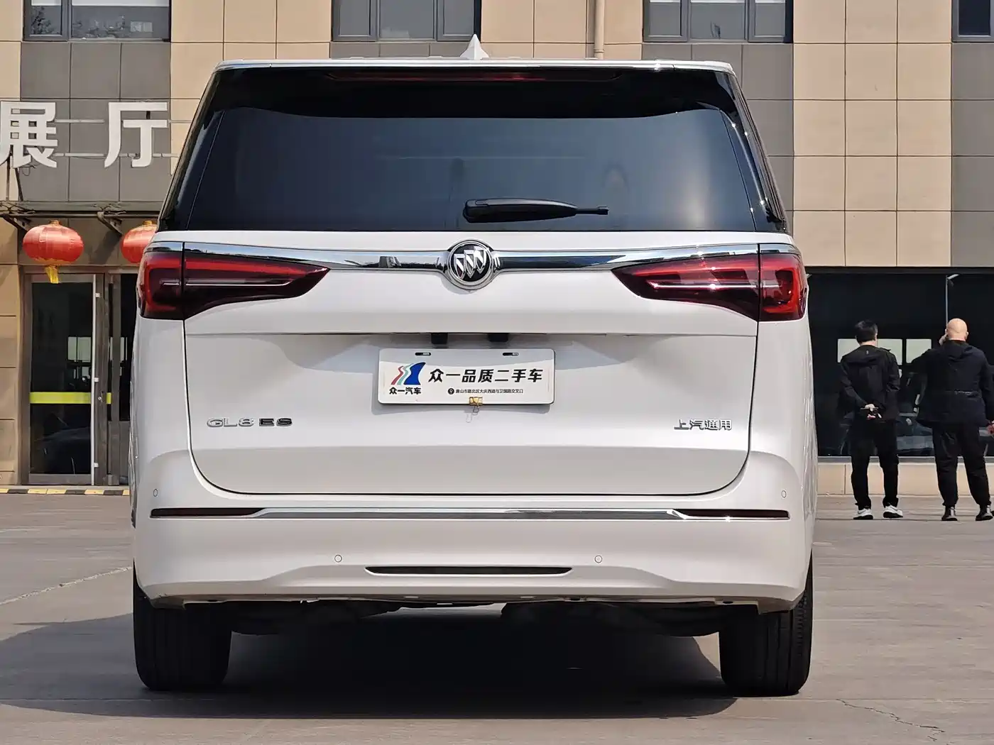 Buick GL8 2023 ES Landmaster Exclusive фото 5