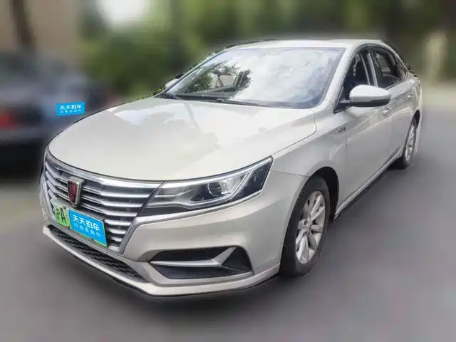 Roewe Roewe i6 New Energy 2017 45T Hybrid Connected Smart Enjoyment Edition