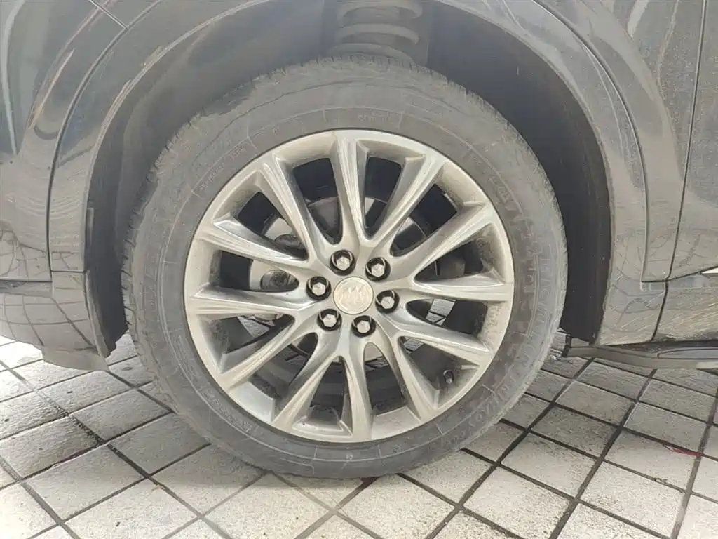 Buick Enclave 2020 28T 4WD Premium Model фото 23