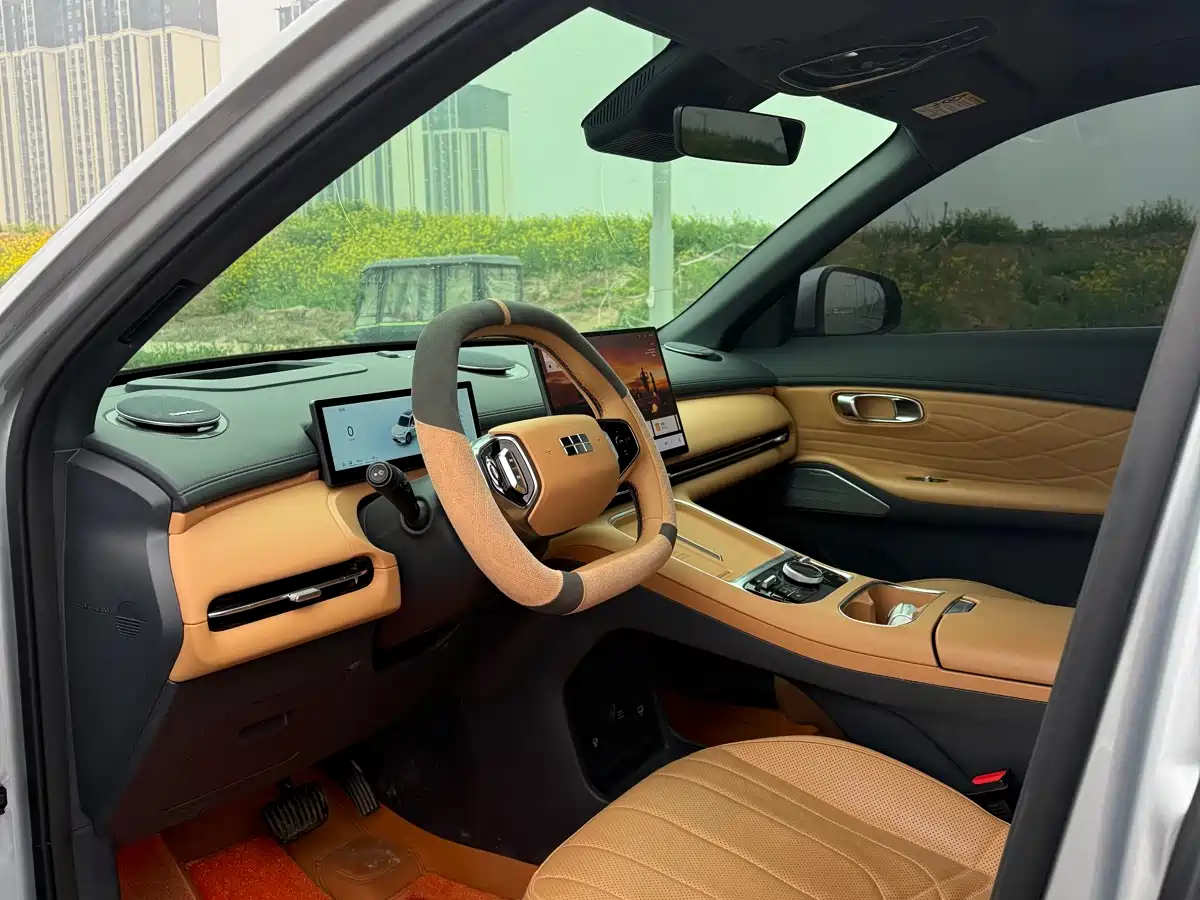 CHANGAN UNI Z NEW ENERGY